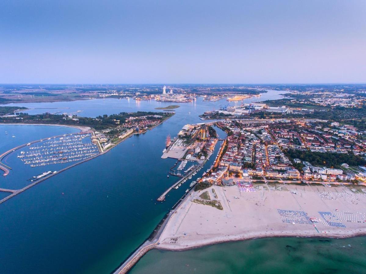 Stromperle, Direkt Am Alten Strom Rostock Eksteriør billede