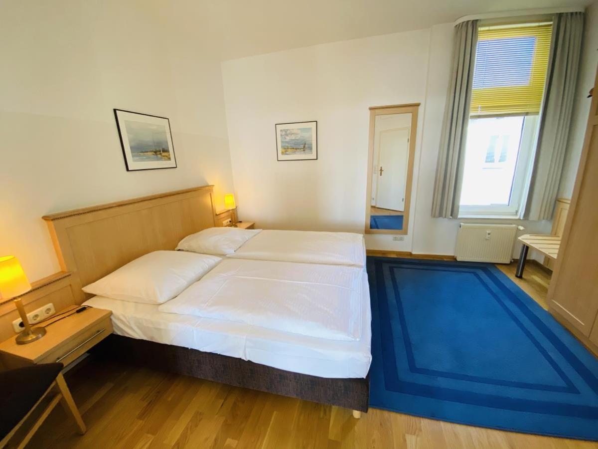 Stromperle, Direkt Am Alten Strom Rostock Eksteriør billede
